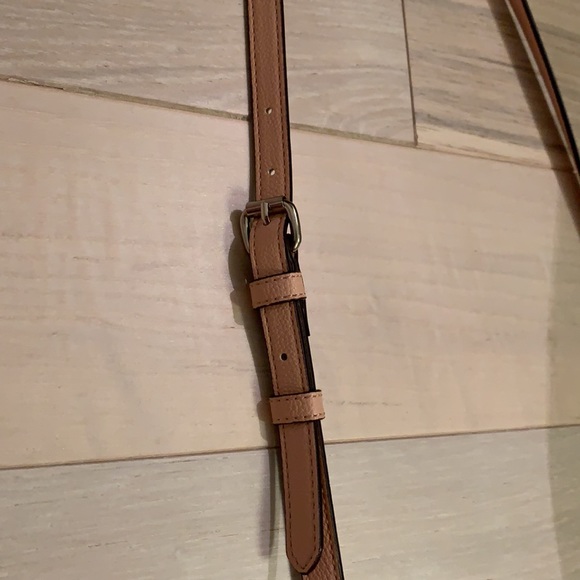 Chaps pink mauve cross body bag. - Picture 4 of 8